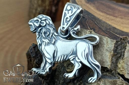 Silver pendant "Lion" with blackening, фото